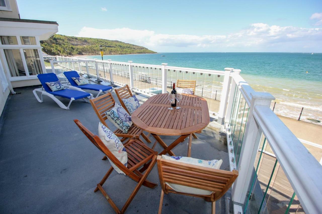 Garden Apartment, 1 Pilots Point Totland Esterno foto