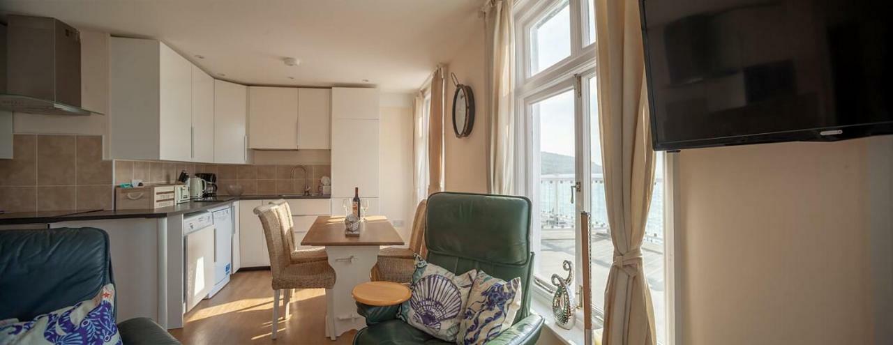 Garden Apartment, 1 Pilots Point Totland Esterno foto