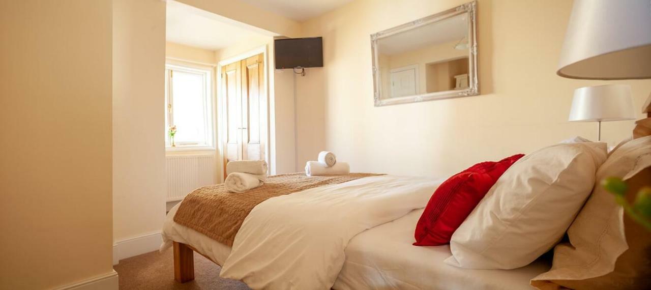 Garden Apartment, 1 Pilots Point Totland Esterno foto